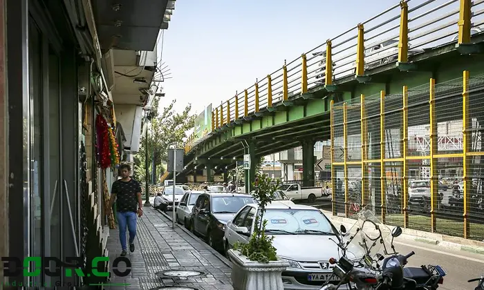 پل چوبی تهران بورس درب ضد سرقت